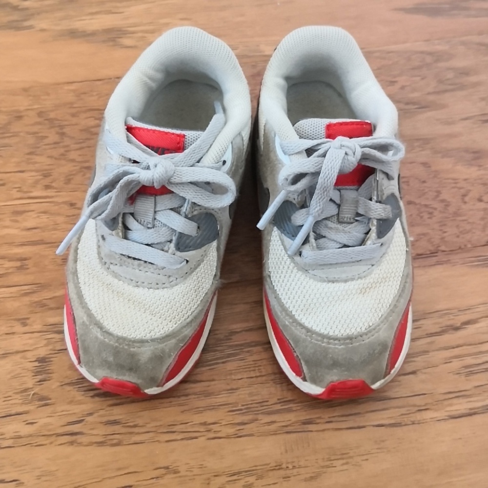 Boy's nike air max